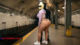 Curvy Woman with Massive Ass Moving at the Metro