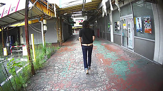 MILF in ultra low rise jeans outdoors..