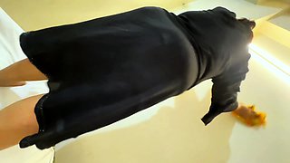 Lebanis Hot Maid Clean My Room & I see Her hanging Boobs