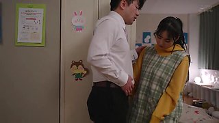 Devilish Big-Busted Kindergarten Teacher Seduces Fathers: Drama of Adultery and Kissing x1xAA617873743B79103A