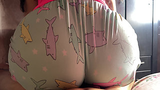 My friend with the big ass wanted to fuck