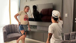 Julianaburning Dresses as Aerobics Teacher to Lure Stranger for Savage Hardcore Pounding and Creampie