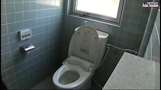 Stuck up Older Women - Toilet Masturbation Collection of 25 - Ep02
