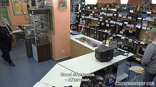 Czech Pawn Shop 1: the Woman with the Handbag Likes to Swallow