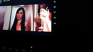 Luiza Marcato em uma noite intensa de prazer na agitada