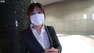 Shocking! A Beautiful High School Teacher In A Perverte