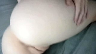 Amateur Close Up Squirting Masturbation