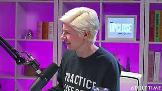 Xwife Karen: Golden Showers & Girls Gone Wild the Adult Time Podcast