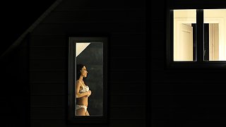 Brunette Solo Webcam Masturbation