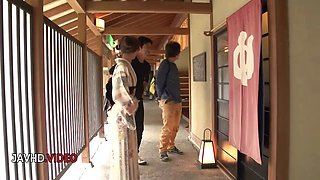 Passionate Asian beauty Aoi Mizuno delivers sexy outdoor blowjob thrill