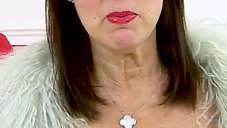 British GILF Georgie Nylons Rubs Her Hairy Pussy
