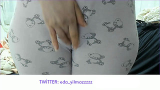 CAMELTOE- MASTURBATION IN PAJAMAS- PUFFED PUSSY- SWOLLEN PUSSY- TURKISH PORN