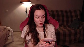 Skinny Tattooed Big-Tits Brunette Webcam Solo