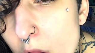 Big boob brunette masturbates on webcam