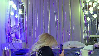 Webcam masturbation very hot blonde teen cum show on webcam