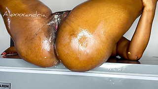 Squirting-valentine Month Edition.stay Home and Eat My Pussy for Valentine so Delicious Squirts