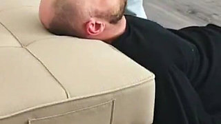 Big Jeans Booty Facesitting - No Escape