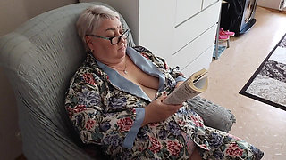 Neighbor Lets Me Cum in Her Mouth
