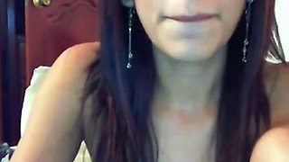 Horny Colombian Latina Showing Off on Webcam