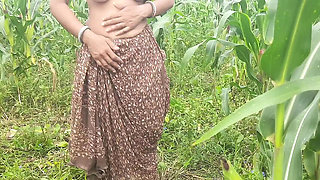 Desi village Bhabhi Sukunmi outdoor sex with devar in jungle - public nudity & doggy style
