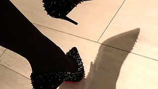 Maitresse Madelines solo foot fetish POV