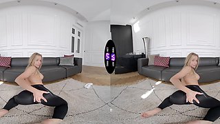 Flexible yoga girl peaches caresses herself in sexy leggings.