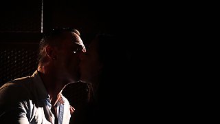 Hot Brunette Pussy Licking And Fingering 2