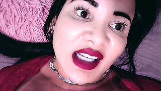 Showing off Greasy Pussy Fingering Until Cumming